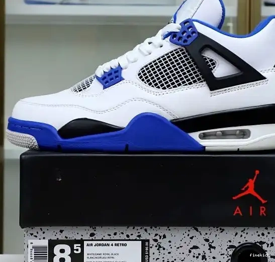 4 RETRO MOTORSPORTS JORDAN AIR 0319