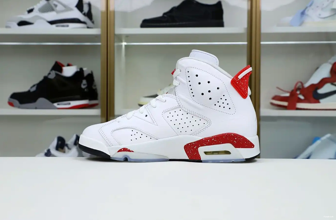 RED OREO JORDAN 6 AIR 0321