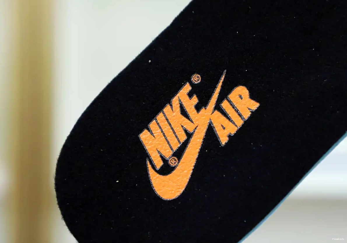 RETRO HIGH BACKBOARD 'SHATTERED JORDAN OG AIR 3.0' 1 0320