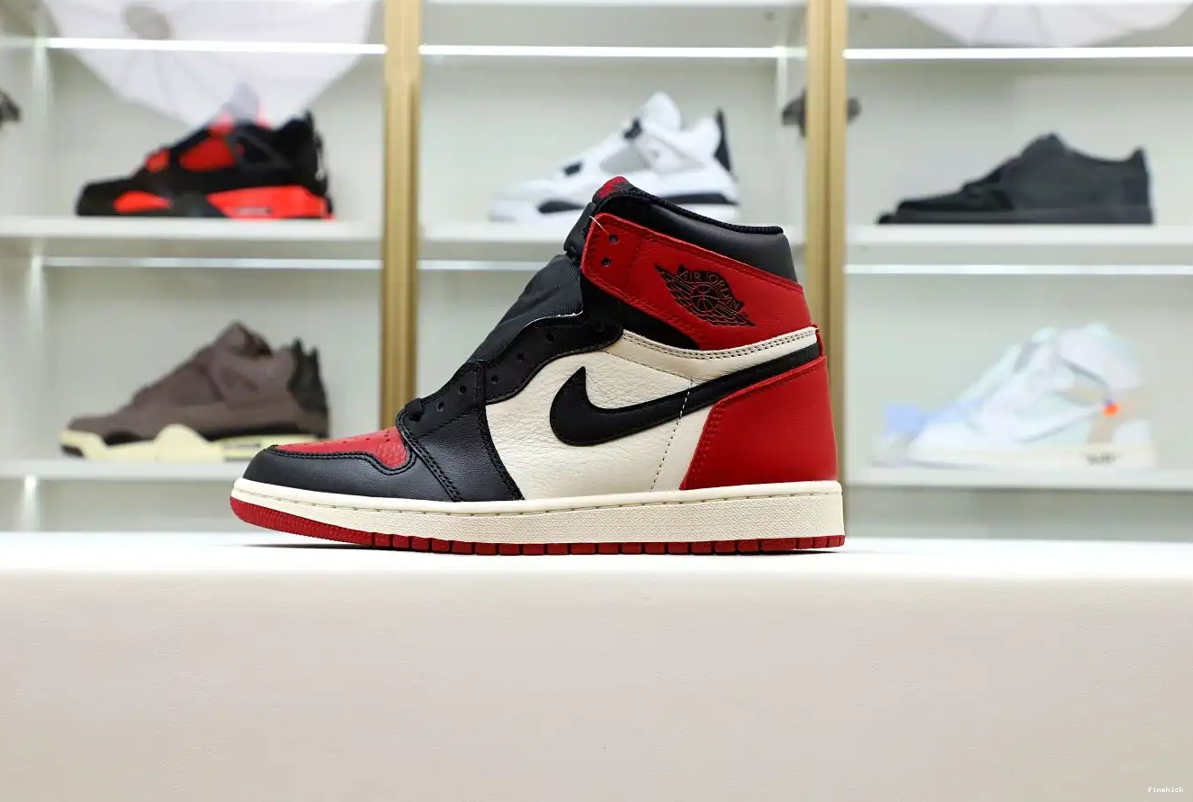 1 AIR JORDAN HIGH RETRO OG 'BRED TOE' 0320