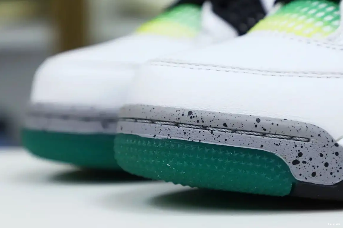 AIR 4 'RAST WMNS RETRO JORDAN 0322