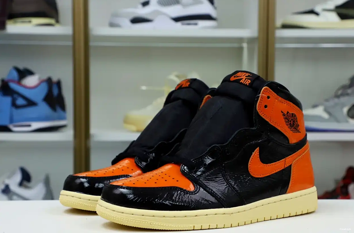 RETRO HIGH BACKBOARD 'SHATTERED JORDAN OG AIR 3.0' 1 0320