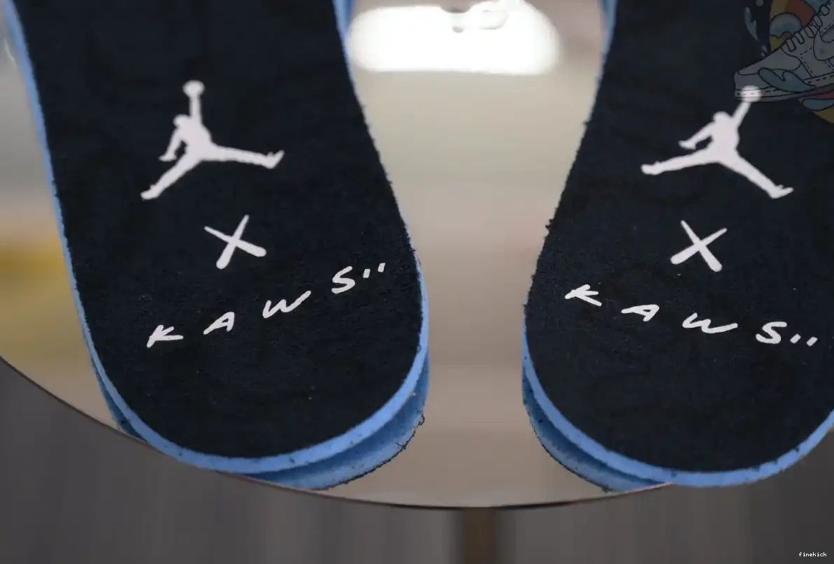 black Jordan Air Jordan kaws 4 0320