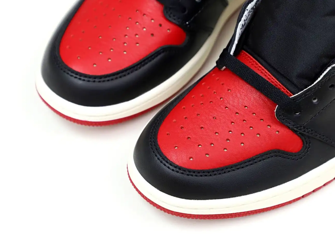 1 AIR JORDAN HIGH RETRO OG 'BRED TOE' 0320