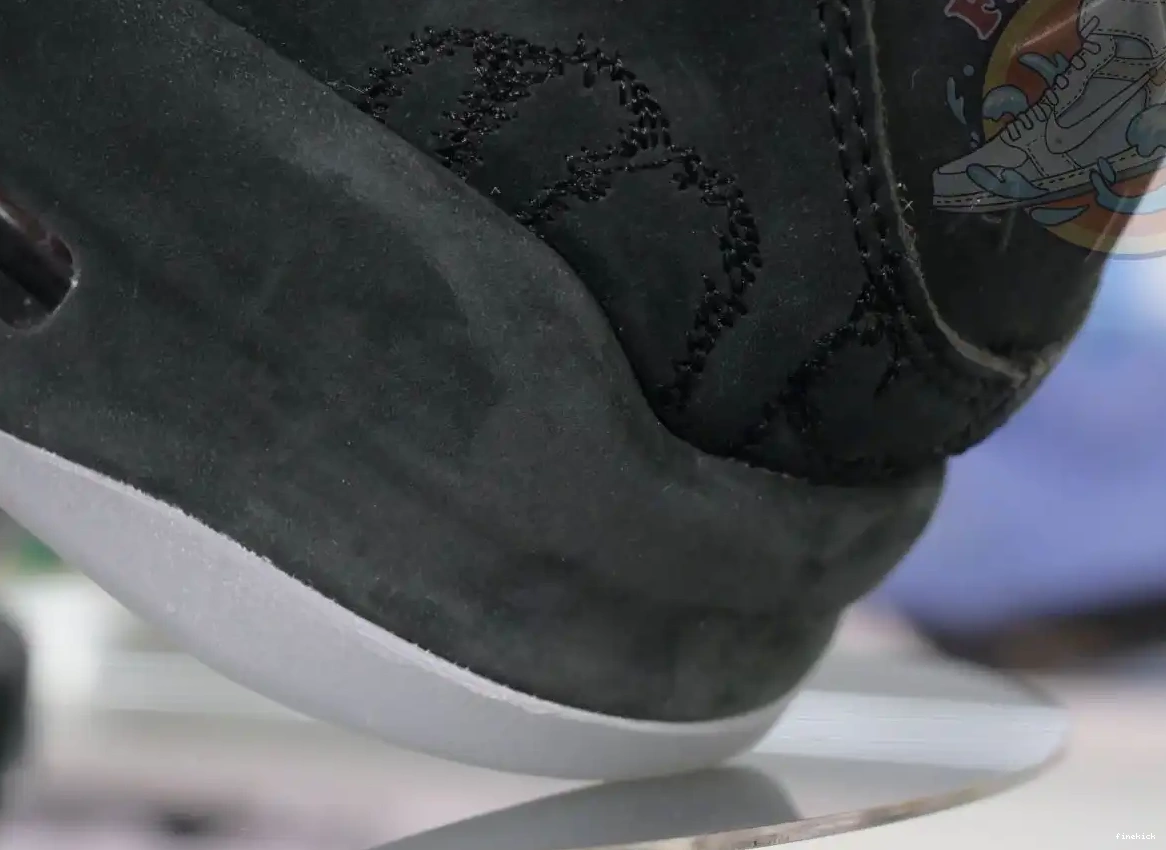 black Jordan Air Jordan kaws 4 0320