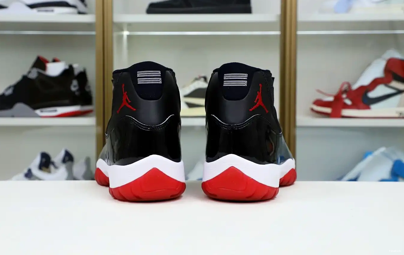 AIR 11 2019 JORDAN RETRO 'BRED' 0321