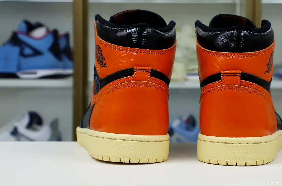 RETRO HIGH BACKBOARD 'SHATTERED JORDAN OG AIR 3.0' 1 0320