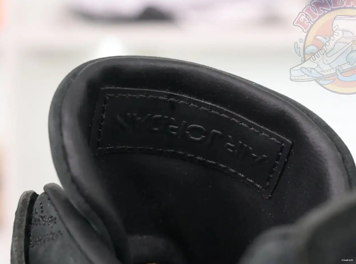 black Jordan Air Jordan kaws 4 0320